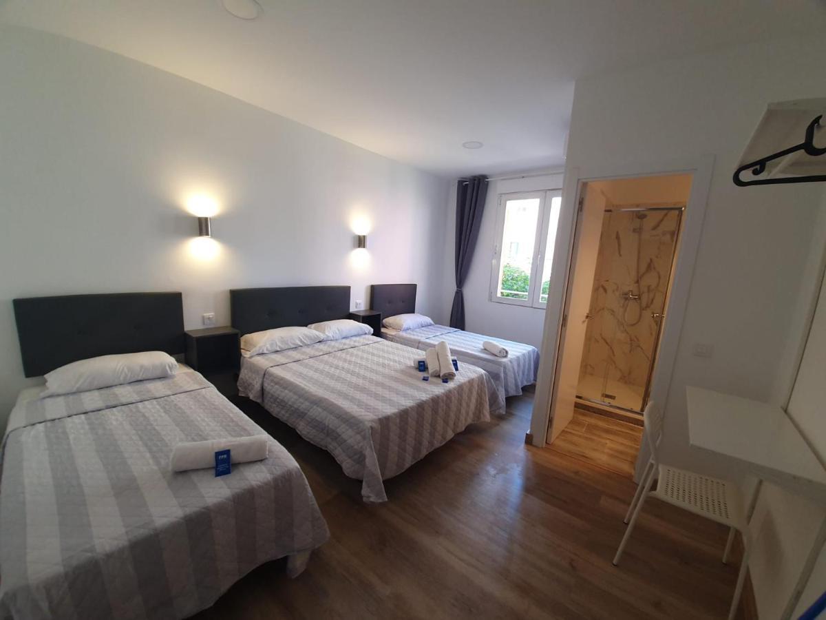 Hostal Vara Мадрид Экстерьер фото